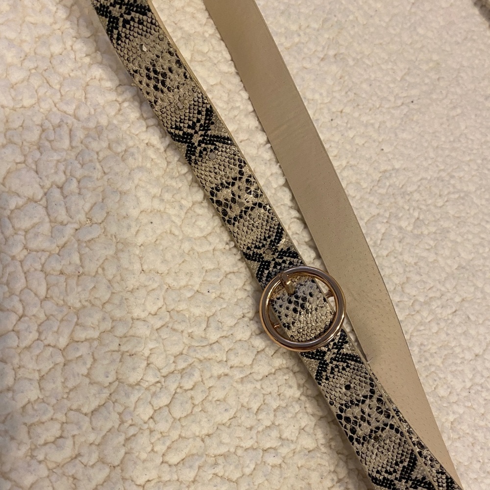 Snake print belt